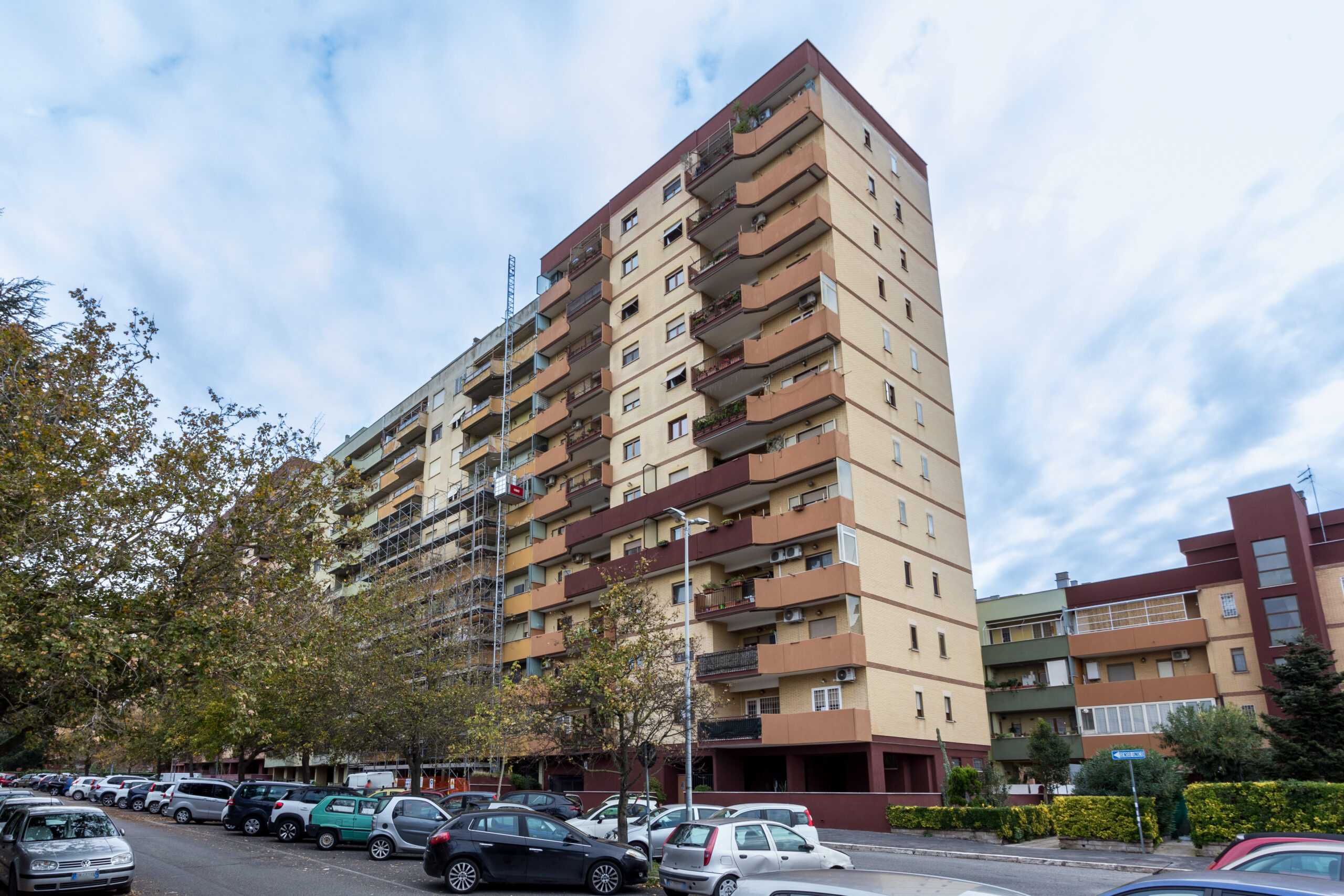 SPINACETO – TOR DE CENCI – Appartamento ampia metratura RISTRUTTURATO con balconi, cantina e posto auto